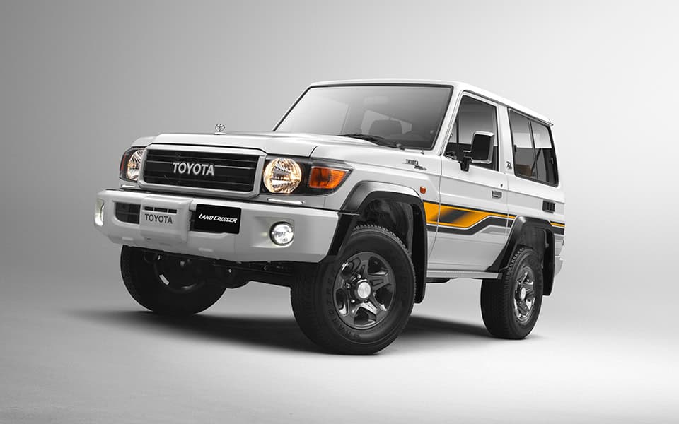 LX2 FRONT BUMPER 960x600