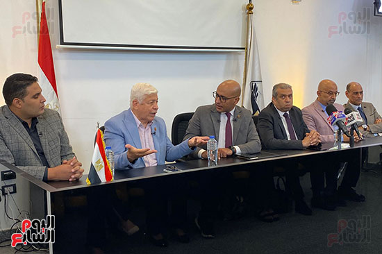 تنسيقية أحزاب الشباب تنظم صالون نقاش حول الحروب السيبرانية (3) تنسيقية أحزاب الشباب تنظم صالون نقاش حول الحروب السيبرانية (3)