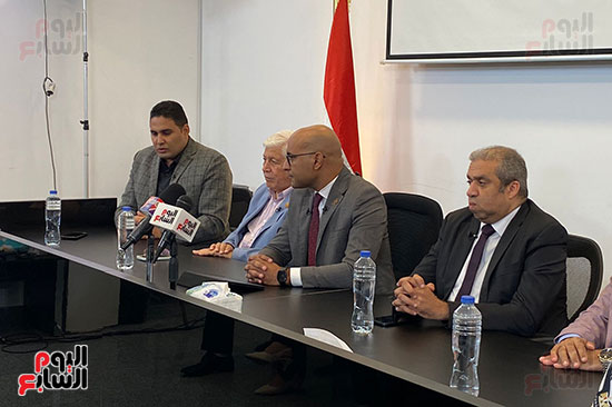 تنسيقية أحزاب الشباب تنظم صالون نقاش حول الحروب السيبرانية (8) تنسيقية أحزاب الشباب تنظم صالون نقاش حول الحروب السيبرانية (8)