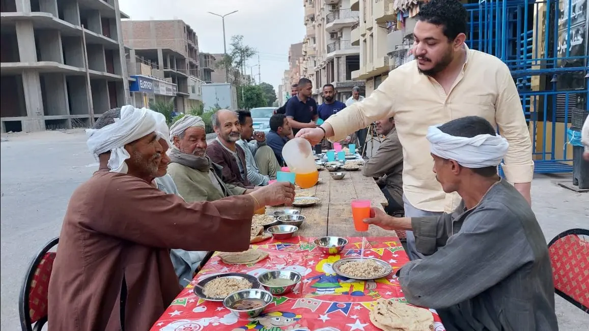 اطعام ستين مسكين