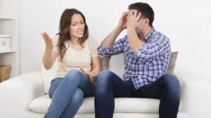 العمل والأسرة والوقت الشخصي.. كيف تمنع المرأة يومها من التحول إلى قائمة مهام بلا نهاية؟