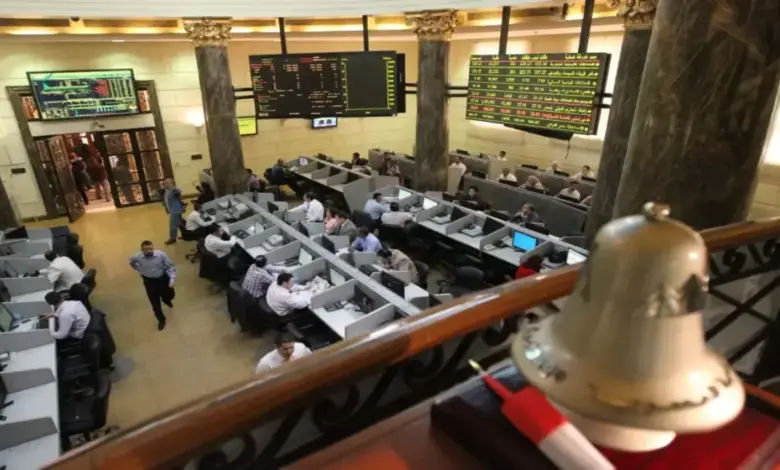 «الطروحات الحكومية.. قطار المليارات ينطلق والمواطن ينتظر المحطة الأخيرة»