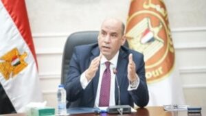 «فوق الـ40».. وزارة العمل تفتح باب الفرص أمام أصحاب الخبرات وتواجه ثقافة استبعاد السن