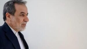 إيران تضع شروطًا لفتح مضيق هرمز.. طهران: القرار بيدنا والمفاوضات مع عُمان تقترب من اتفاق