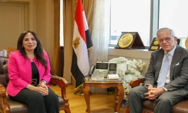 «المدن الجديدة في مرمى الاستثمار الأمريكي».. تحلية مياه البحر وشراكات جديدة على طاولة «الإسكان»