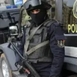 سلاح مرخص وصديق مقرب.. تفاصيل جديدة تكشف لغز مقتل أسرة كاملة في التجمع الخامس