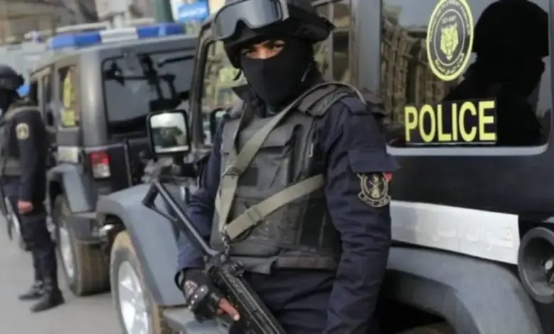 سلاح مرخص وصديق مقرب.. تفاصيل جديدة تكشف لغز مقتل أسرة كاملة في التجمع الخامس