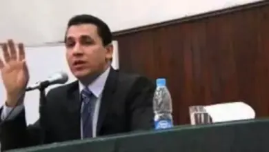 رضا عبد السلام: ترامب يقود أمريكا إلى «فيتنام جديدة».. وتصريحه عن مضيق هرمز يكشف حجم المأزق