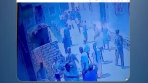 مشاجرة بالعصي الخشبية في البحيرة.. الأمن يكشف ملابسات فيديو متداول