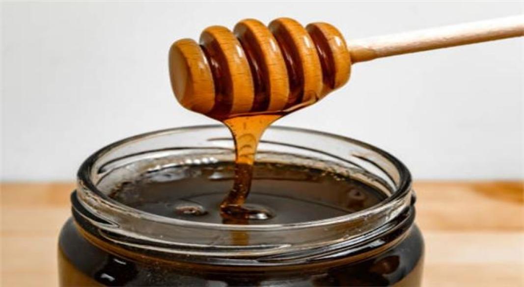 العسل الاسود