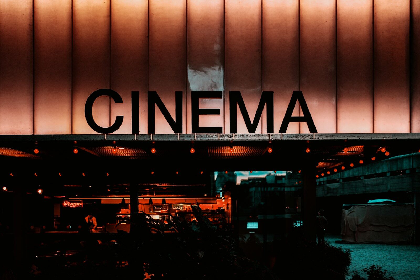 السينما ومنصات البث الرقمي