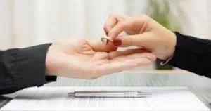 استخراج وثيقة الطلاق من المحكمة.. الإجراءات والمستندات