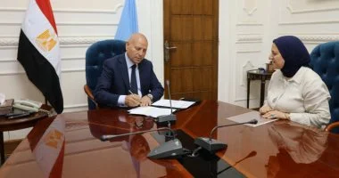 بشرى لأولياء الأمور والطلاب.. محافظ القاهرة يخفض تنسيق الثانوي العام لـ217 درجة.. ودرجات المدارس الفنية