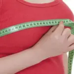 تكبير الصدر طبيعيًا.. ما الممكن وما المبالغات الشائعة؟