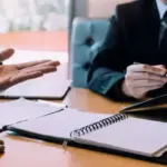 حقوق العامل بعد انتهاء عقد العمل.. ما المستحقات الأساسية؟