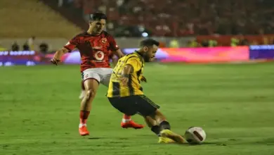 أمير هشام ينتقد تعامل عموتة مع علي محمود بعد استبداله أمام المقاولون