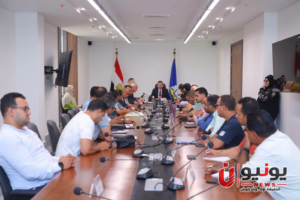 خط مياه رأس البر.. المحافظ يتابع التنفيذ ميدانيًا