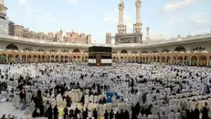 أمن العاصمة المقدسة يحسم حقيقة «محاولة إرهابية» داخل الحرم المكي